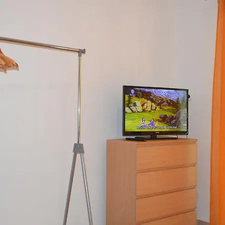 Apartment And Danica Podaca