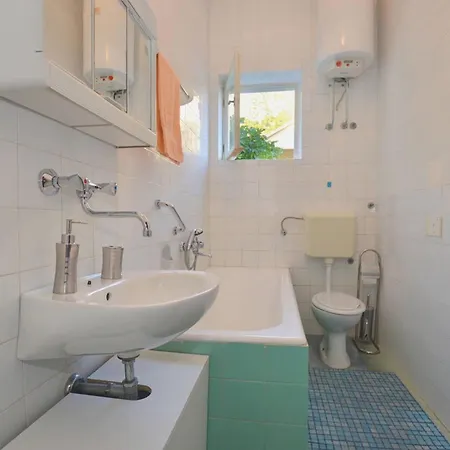 And Danica * ポダツァ